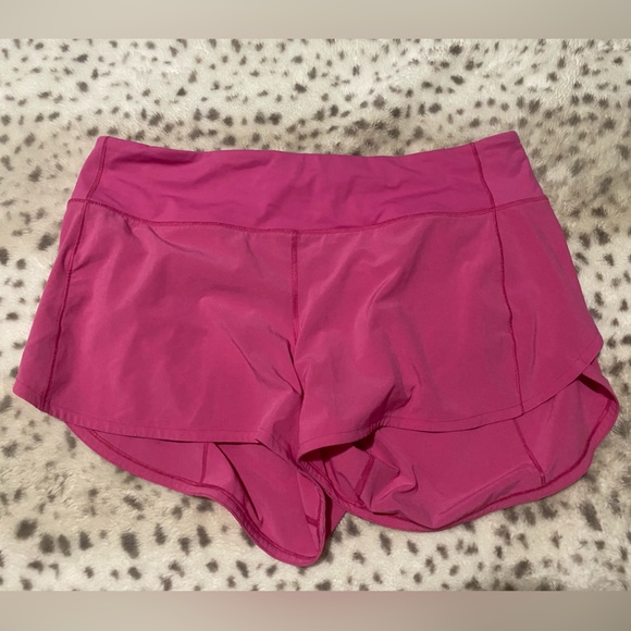 Sonic Pink lululemon speed up short - Picture 2 of 4